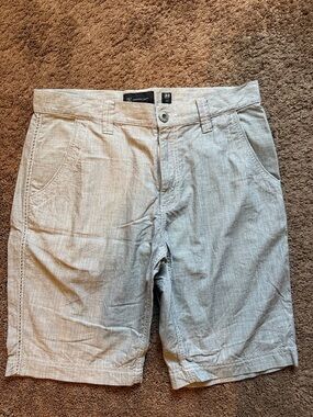 INC International Concepts Light Gray Men's Linen-Blend Shorts